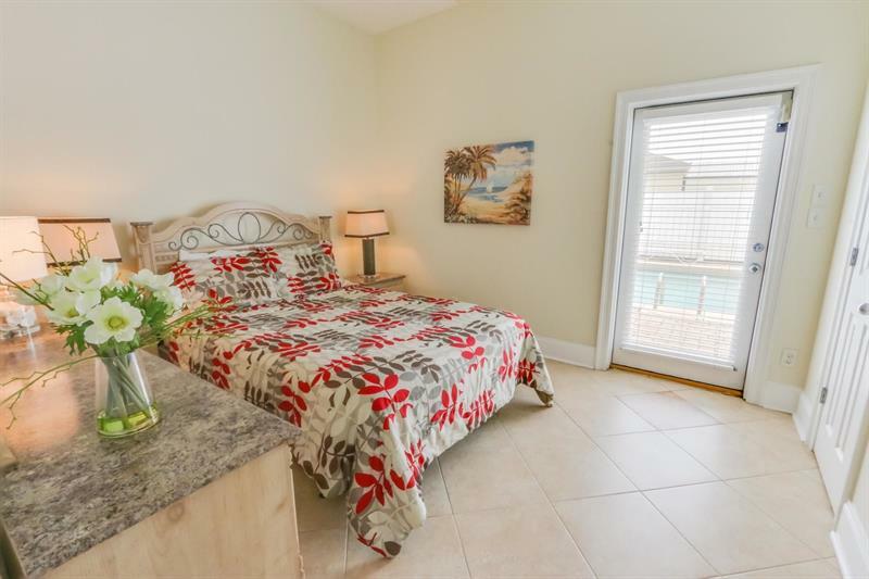 Apartment Paradise By The C Panama City Beach